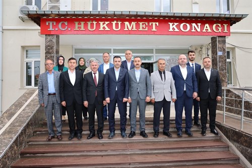 Ak Parti Konya İl Başkanı Kaymakamımız Sayın Özgür PELVAN'ı Makamında Ziyaret Etti